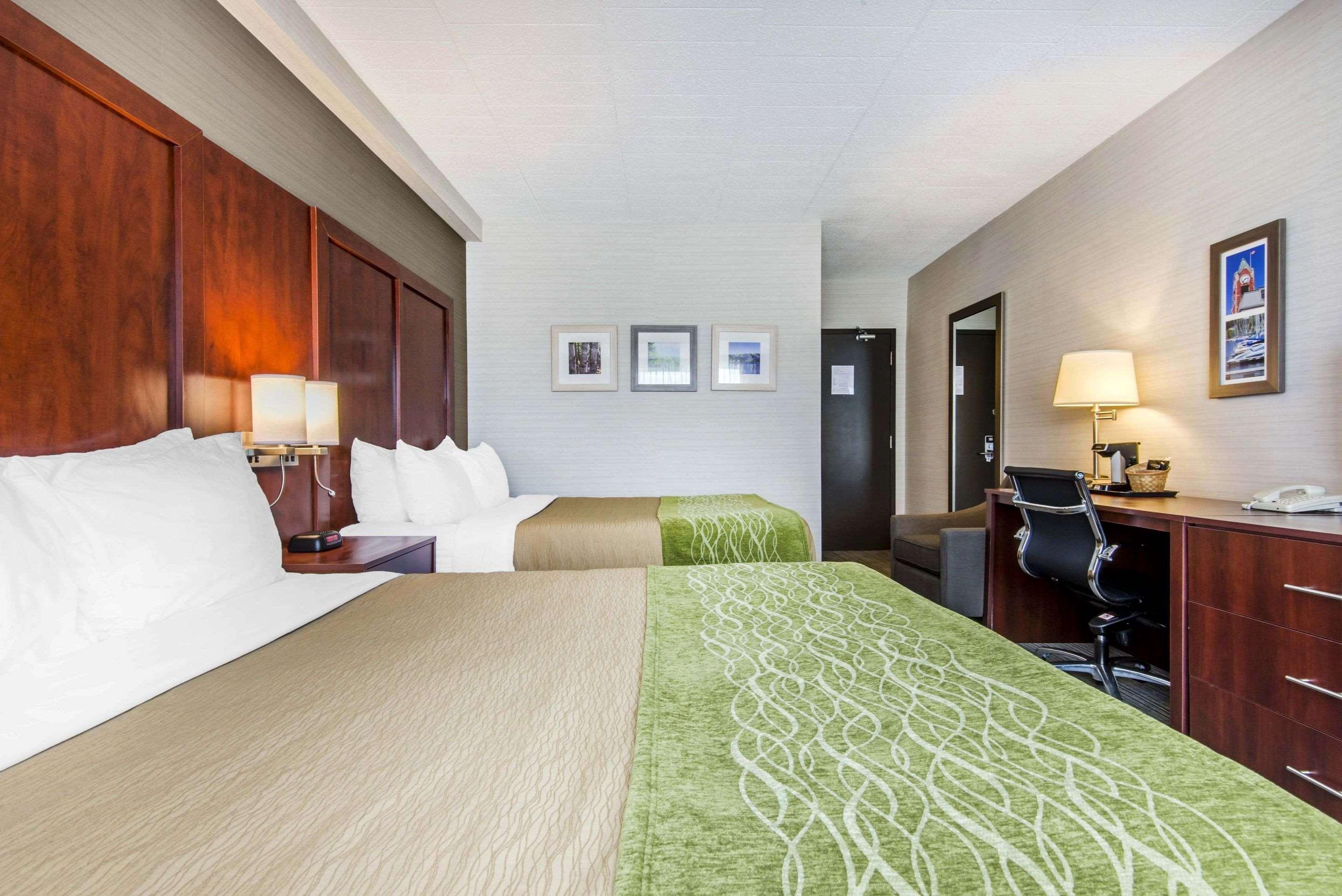 Comfort Inn & Suites Collingwood Esterno foto