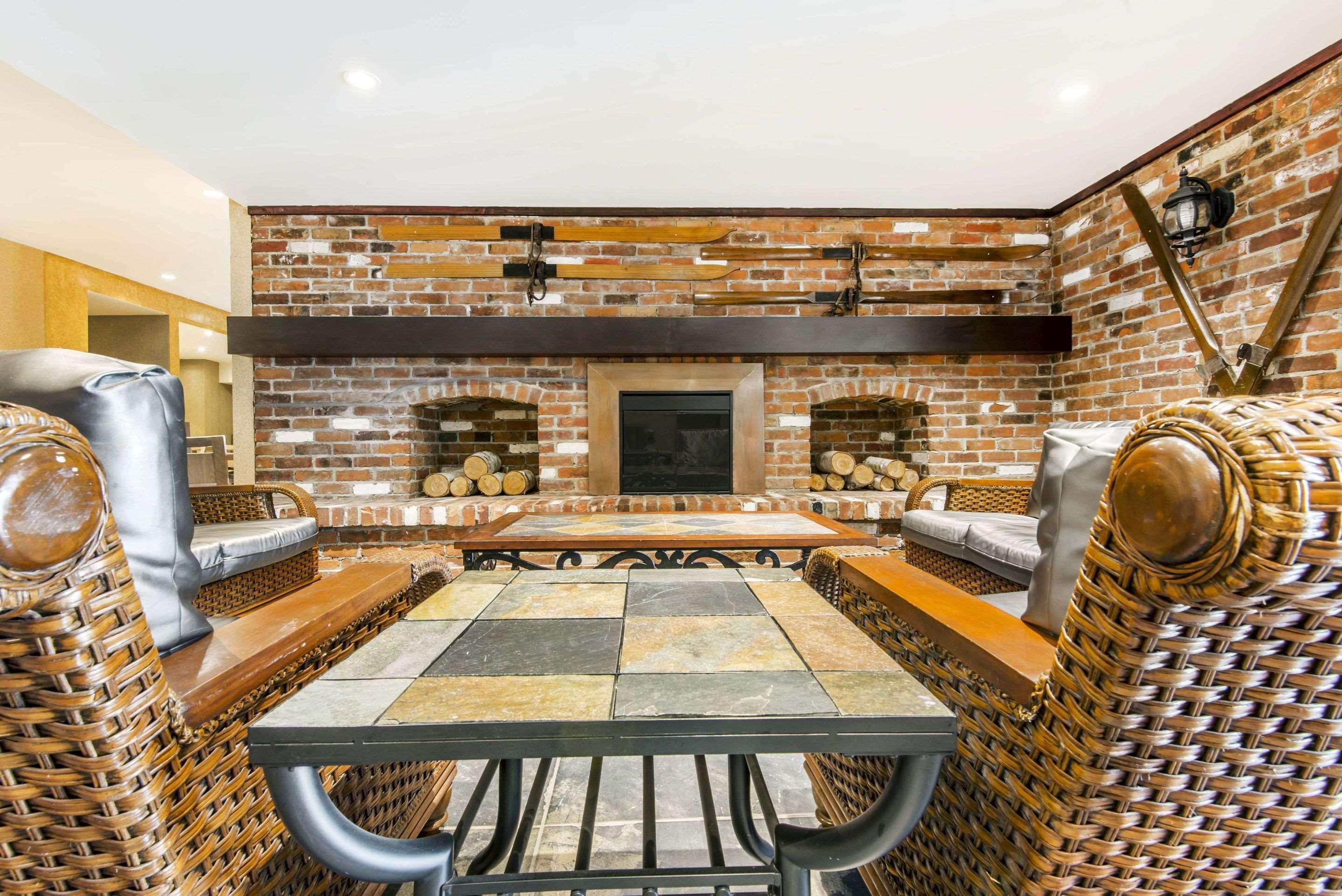 Comfort Inn & Suites Collingwood Esterno foto