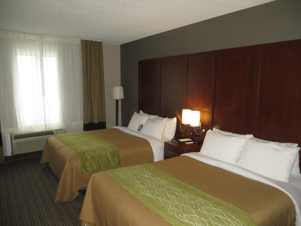 Comfort Inn & Suites Collingwood Esterno foto